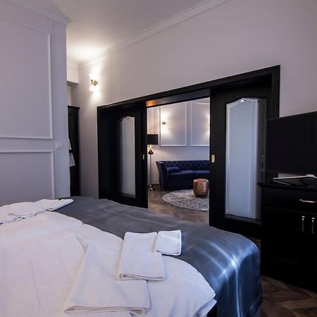 Hotel Balkan Centar Bijeljina Exteriör bild